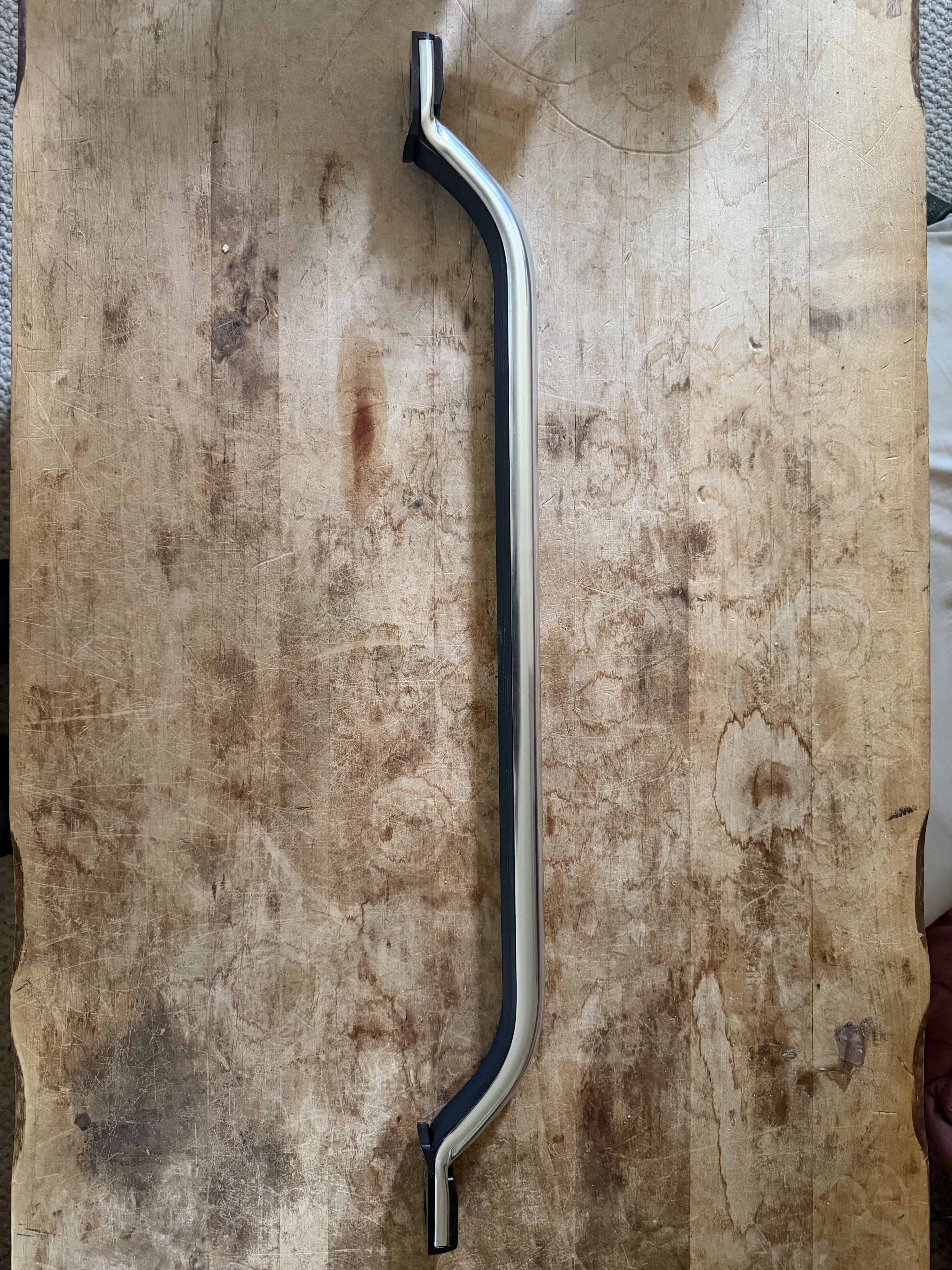 Aluminum Formed Single Rubber Grab Handle 30Inch
